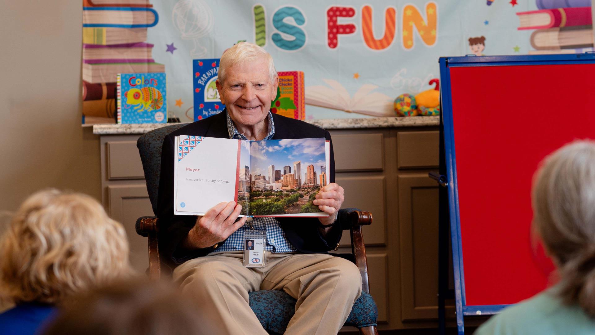 The City of Winder's Mayor Terrell proclaims Georgia Reads Day in the City on September 30.